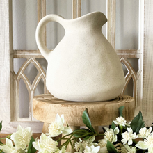 Load image into Gallery viewer, Laura Jug