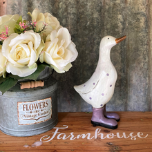 Load image into Gallery viewer, country style duck figurine