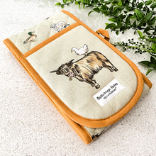 Load image into Gallery viewer, Buttercup Double Oven Glove
