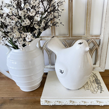 Load image into Gallery viewer, Shabby Chic Bird
