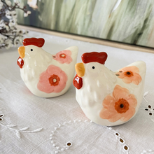 Load image into Gallery viewer, Chicken Salt and Pepper Shakers
