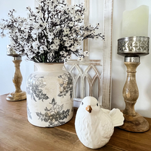 Load image into Gallery viewer, Florence Vase
