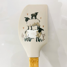 Load image into Gallery viewer, Highland Sheep Spatulas - set/2
