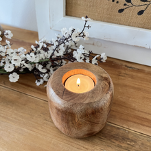 Load image into Gallery viewer, Wooden Tea Light Holder - set/2
