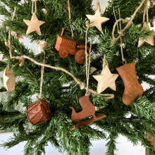Load image into Gallery viewer, Wooden Star Garland
