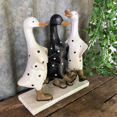 duck figurines
