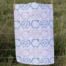 Load image into Gallery viewer, Australian made cotton tea towel sheep design
